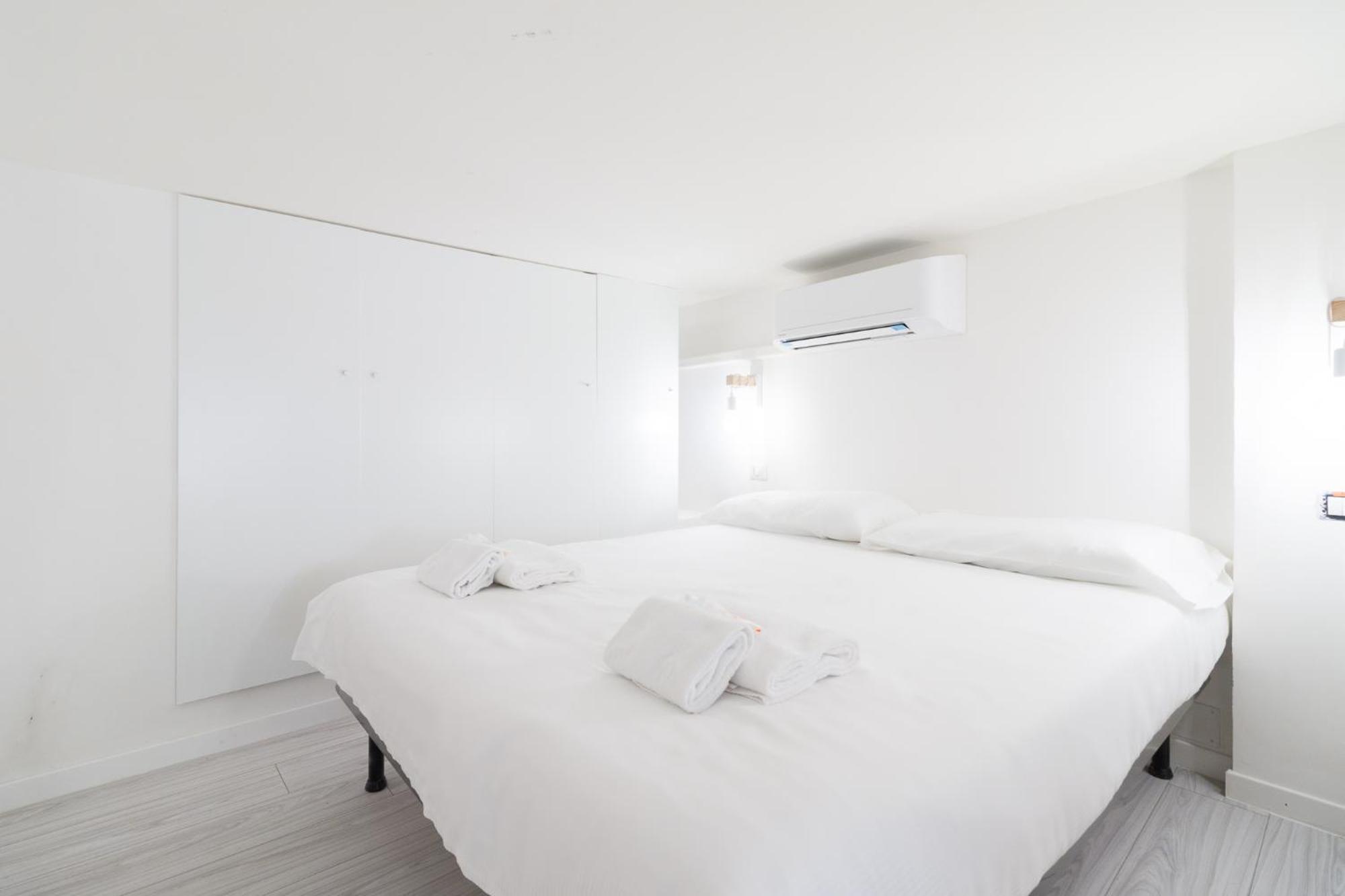 Apartment Nel Cuore Dei Navigli - *